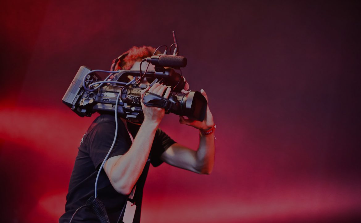 audiovisuel caméra cameraman scène homme technicien tv télév